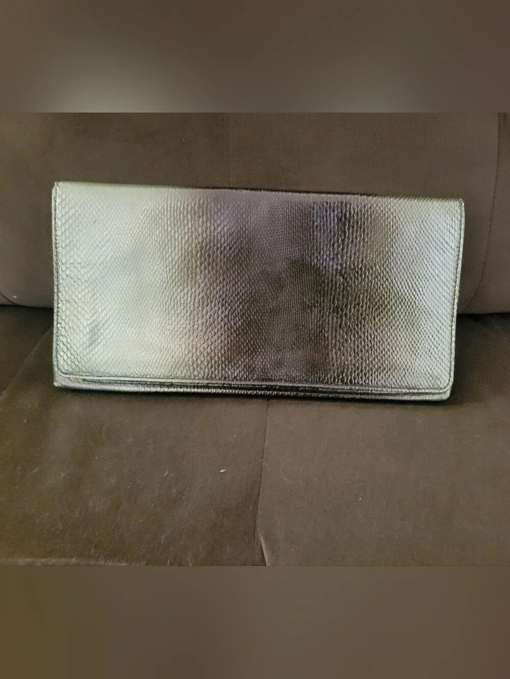 Iridescent Green And Black Snake-Texture Clutch Wallet